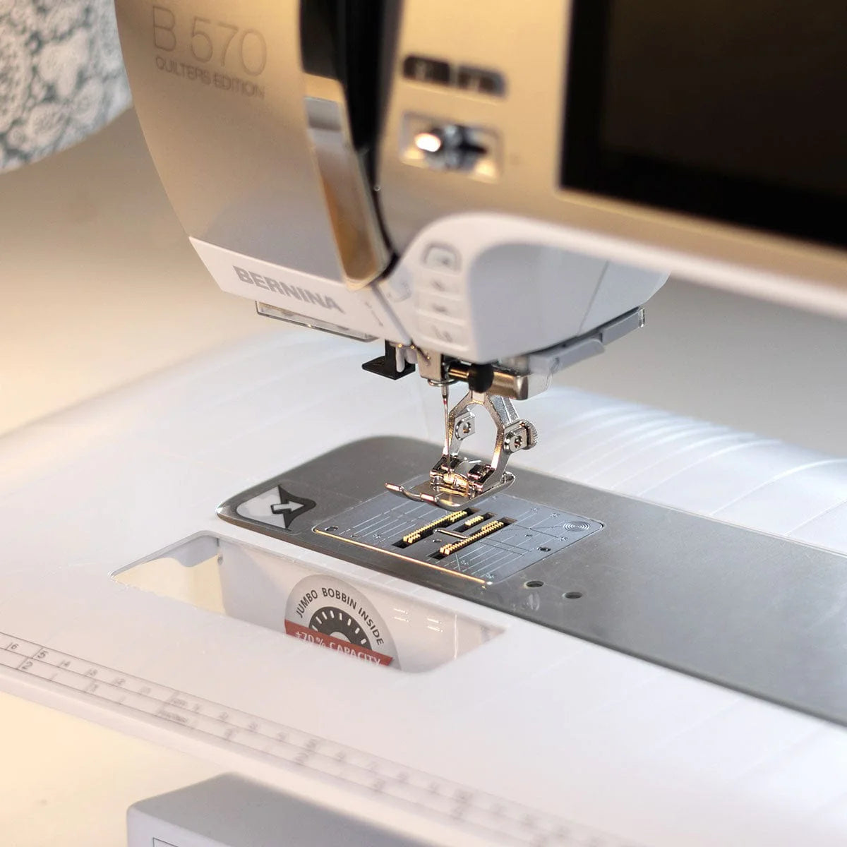 Bernina - B570 QE